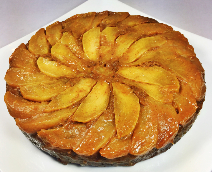 Upside Down Gingerbread Cake With Apples & Caramel