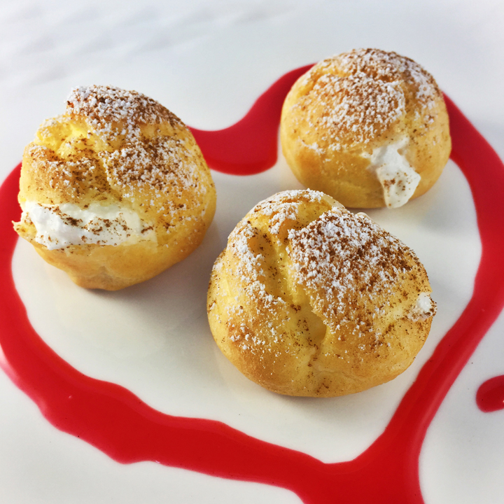 Cinnamon Mini Cream Puffs With Creamy Cinnamon Sauce Fresh Chef