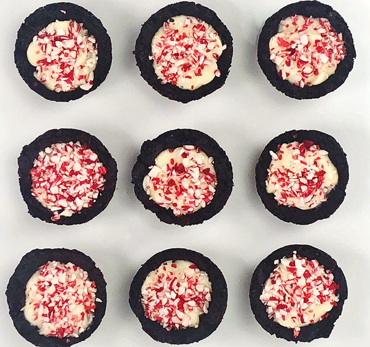 Mini Chocolate Peppermint Cookie Cups